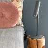 Černá kovová stolní lampa Aris -fv-interier-25