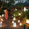 Muškátově šedá venkovní lampa Fermob Balad 38 cm -fv-interier-25