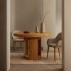 Dubový rozkládací jídelní stůl Kave Home Artis 120/170 x 120 cm -fv-interier-25