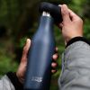 Tmavě modrá nerezová termoláhev Loop 500 ml -fv-interier-25