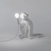 Bílá stolní lampa Monkey -fv-interier-25