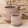 Set dvou béžových zahradních květináčů Kave Home Tival ⌀ 33/50 cm -fv-interier-25